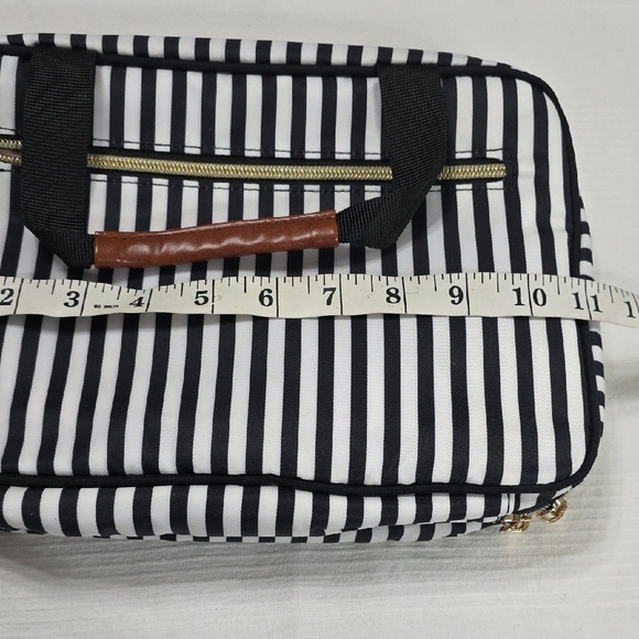 Striped Black White Women's Travel Cosmetic Toiletry Bag Multi-compatment Hangs - Picture 10 of 11
